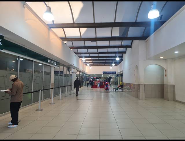 573M² RETAIL TO LET IN HALFWAY HOUSE